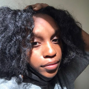 Meet your Posher, Rayona